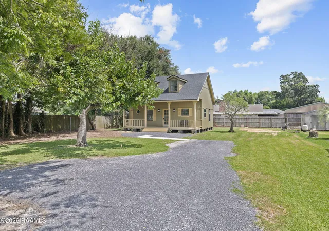 3rd image of 708 Patrick Dr, Broussard, LA 70518 | MLS# 2600006707