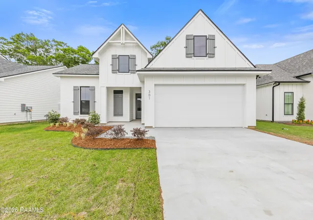 3rd image of 301 Grand Oak Dr, Broussard, LA 70518 | MLS# 2600001998