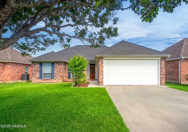 Photo 1 of Sale Pending at 105 Wildflower Ln, Lafayette, LA 70506 | MLS# 2600005159 | Listing updated on 2026-09-15