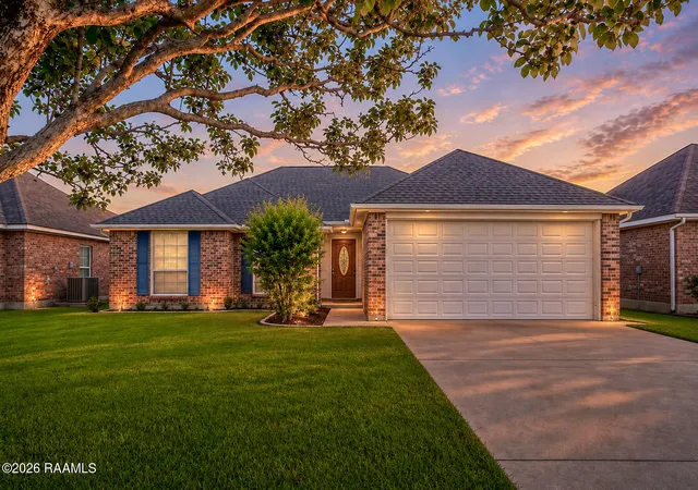 Photo 2 of Sale Pending at 105 Wildflower Ln, Lafayette, LA 70506 | MLS# 2600005159 | Listing updated on 2026-09-15