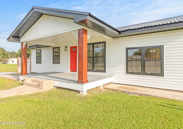 2nd image of 1027 Dup Dom St, Breaux Bridge, LA 70517 | MLS# 2600007087