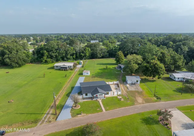 52nd image of 1027 Dup Dom St, Breaux Bridge, LA 70517 | MLS# 2600007087