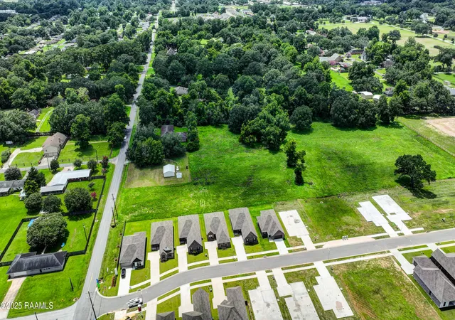 Photo 3 of Land for sale at 400 Blk Maryview Farm Rd, Lafayette, LA 70507 | MLS# 2500000708 | Listing updated on 2026-07-01