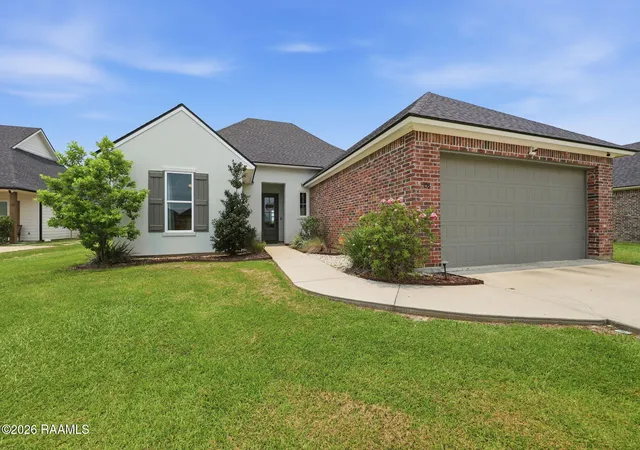 2nd image of 106 Fox Hill Rd, Youngsville, LA 70592 | MLS# 2600005807