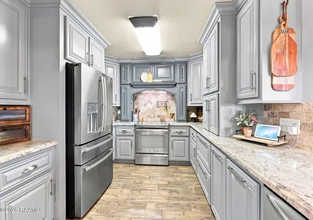 Photo 4 of Sale Pending at 3018 Grand Marais Rd, Jennings, LA 70546 | MLS# 2600008148 | Listing updated on 2026-09-04