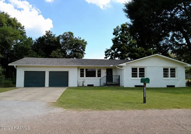 1st image of 3101 Pine St, Abbeville, LA 70510 | MLS# 2600007148