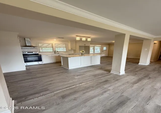 4th image of 3101 Pine St, Abbeville, LA 70510 | MLS# 2600007148