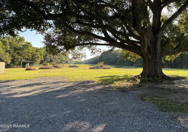 2nd image of 4444 Main Hwy, Breaux Bridge, LA 70517 | MLS# 2500003274