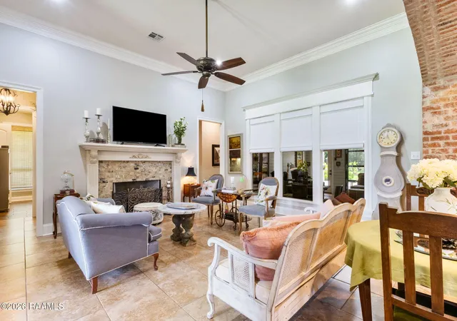 Homes for sale in Sunset, LA | 107 Comeaux St, Sunset, LA 70584 | MLS# 2600005416