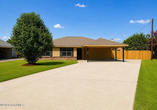 Photo 2 of Single family home for sale at 3055 Paddlewheel Rd, Maurice, LA 70555 | MLS# 2600007750 | Listing updated on 2026-09-09