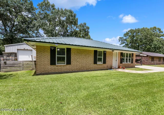 1st image of 1010 Eaton Dr, Abbeville, LA 70510 | MLS# 2600006700