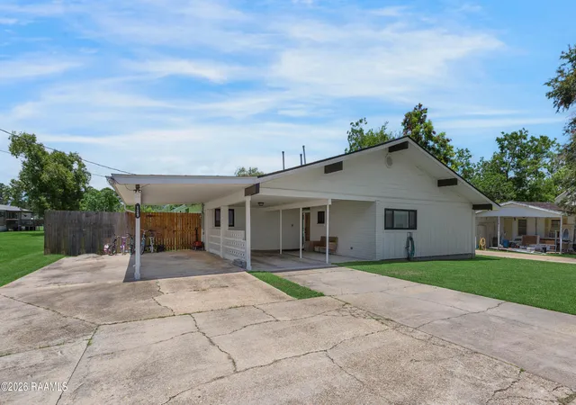 Homes for sale in Morgan City, LA | 129 Nini Rd, Morgan City, LA 70380 | MLS# 2600005270