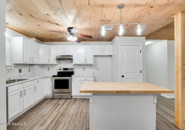 3rd image of 503 Breton Dr, Lafayette, LA 70508 | MLS# 2600005184