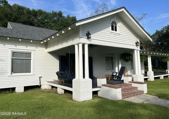 2nd image of 213 S Main St, Breaux Bridge, LA 70517 | MLS# 2600002647