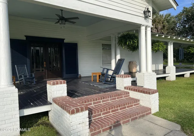 3rd image of 213 S Main St, Breaux Bridge, LA 70517 | MLS# 2600002647