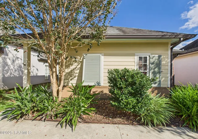 3rd image of 110 Barton Ter, Youngsville, LA 70592 | MLS# 2600006665