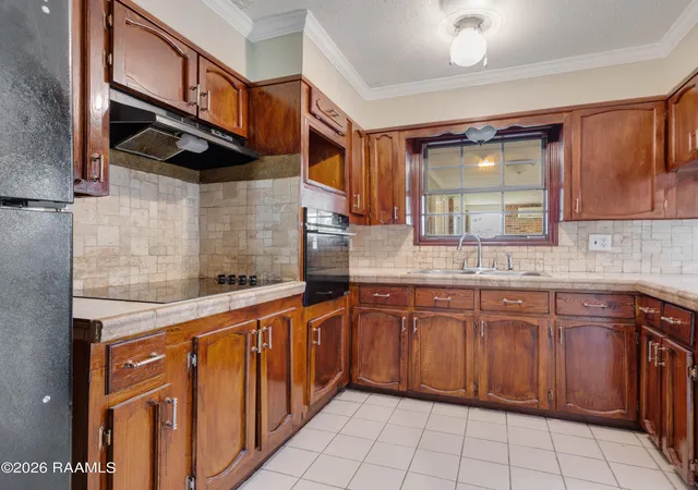 2nd image of 941 Begnaud St, Breaux Bridge, LA 70517 | MLS# 2600007155