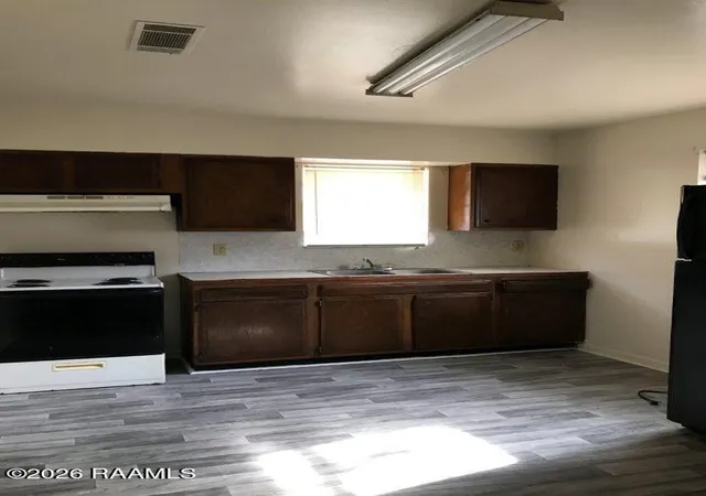 image of 2315 Huffman St, Alexandria, LA 71301