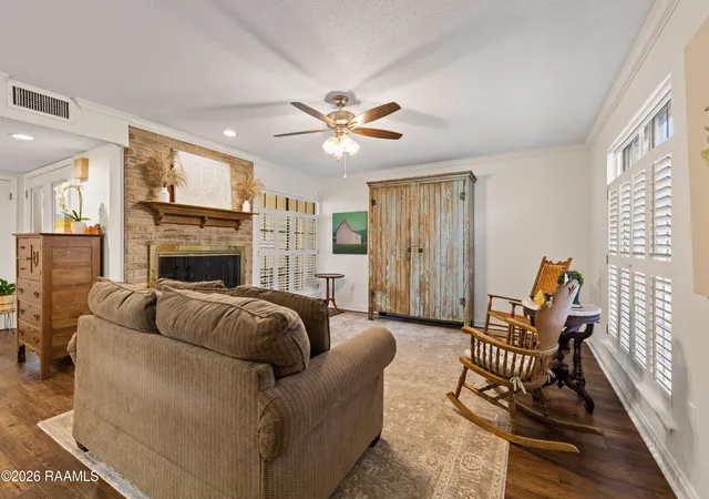 4th image of 305 Halcott Dr #123, Lafayette, LA 70503 | MLS# 2600007546