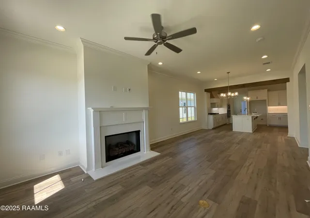 2nd image of 409 Bozeman Trl, Scott, LA 70583 | MLS# 2500001796