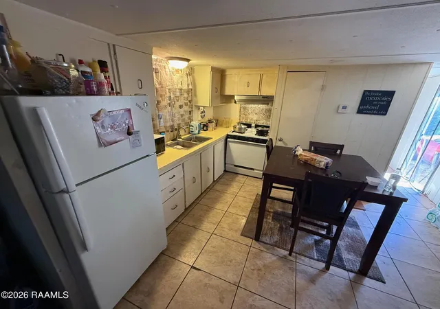 Photo 3 of Manufactured home for sale at 1019 French St, New Iberia, LA 70560 | MLS# 2600003354 | Listing updated on 2026-08-28