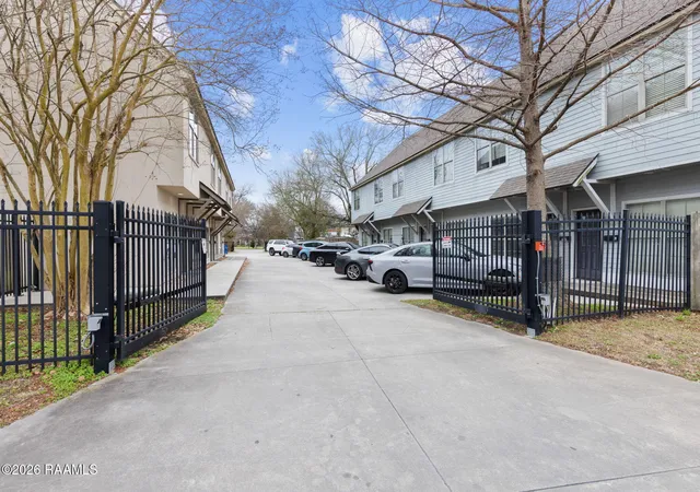 2nd image of 1402 Jefferson St, Lafayette, LA 70501
