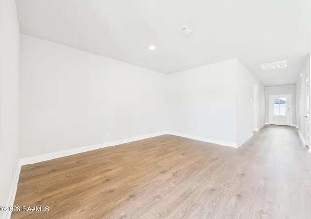Photo 2 of Single family home for sale at 127 Yonkers Dr, Lafayette, LA 70507 | MLS# 2600006660 | Listing updated on 2026-07-21