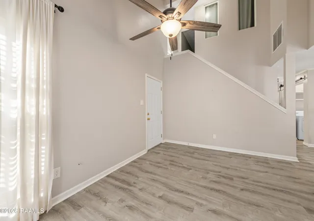 Photo 3 of Sale Pending at 105 Williamsburg Cir #D, Lafayette, LA 70508 | MLS# 2600007805 | Listing updated on 2026-09-18