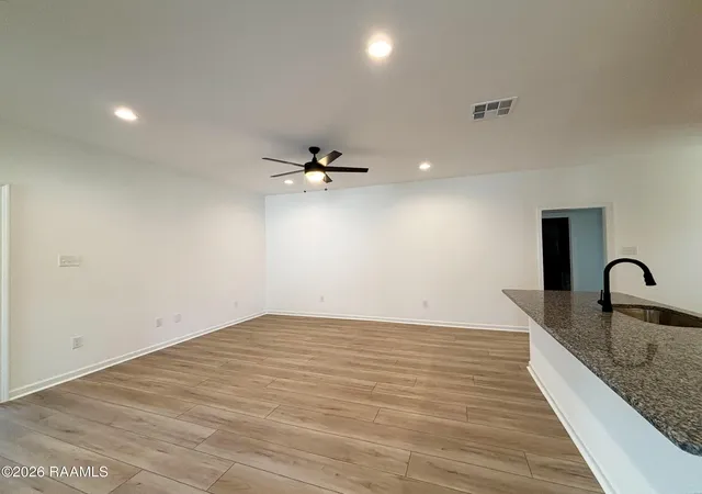Photo 2 of Single family home for sale at 7379 Aly Oak Ln, Maurice, LA 70555 | MLS# 2600001707 | Listing updated on 2026-09-04