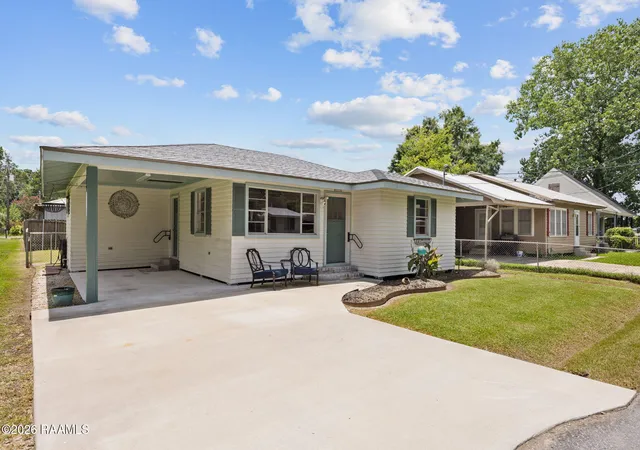 Photo 3 of Sale Pending at 815 Ave A, Scott, LA 70583 | MLS# 2600007442 | Listing updated on 2026-09-13
