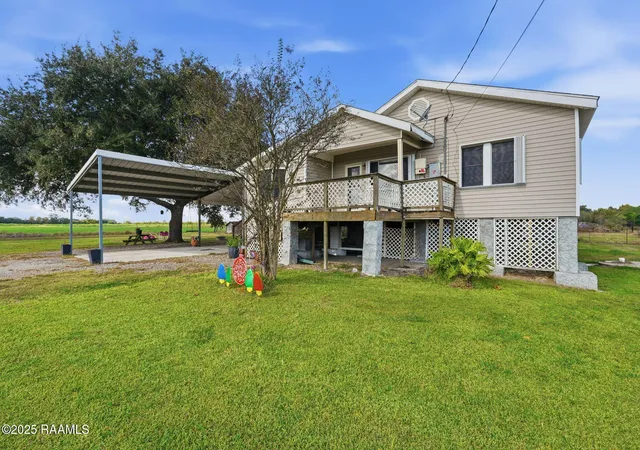 Photo 1 of Single family home for sale at 2001 Segura Rd, New Iberia, LA 70560 | MLS# 2500005373 | Listing updated on 2026-07-24