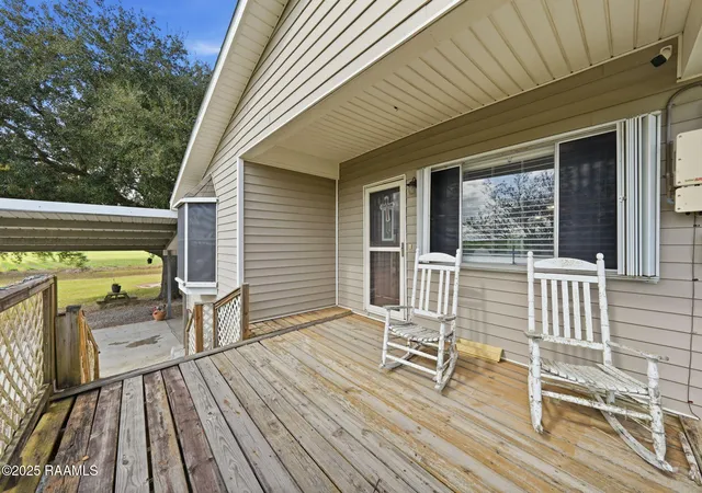 Photo 3 of Single family home for sale at 2001 Segura Rd, New Iberia, LA 70560 | MLS# 2500005373 | Listing updated on 2026-07-24