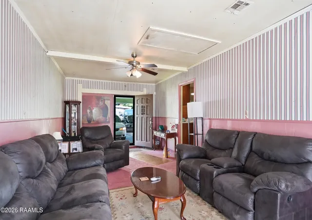 Photo 3 of Single family home for sale at 311 Silver St, New Iberia, LA 70560 | MLS# 2600006294 | Listing updated on 2026-09-03