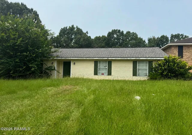 Photo 1 of Single family home for sale at 300 Cantal Dr, Lafayette, LA 70507 | MLS# 2600006018 | Listing updated on 2026-09-02