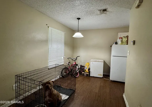 Photo 3 of Single family home for sale at 300 Cantal Dr, Lafayette, LA 70507 | MLS# 2600006018 | Listing updated on 2026-09-02