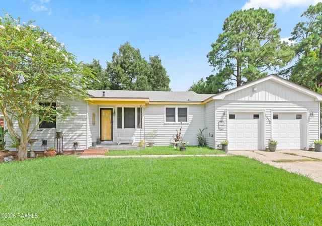 Photo 1 of Single family home for sale at 1530 St Jude Ave, New Iberia, LA 70560 | MLS# 2600007216 | Listing updated on 2026-09-14