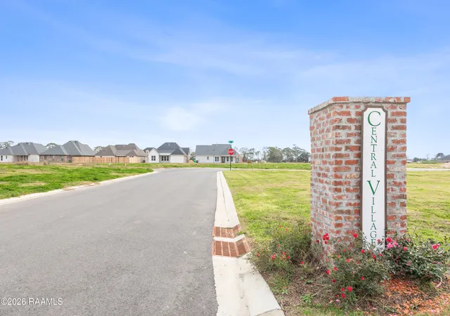 12th image of 107 Rio Dr, Youngsville, LA 70592 | MLS# 2600004162