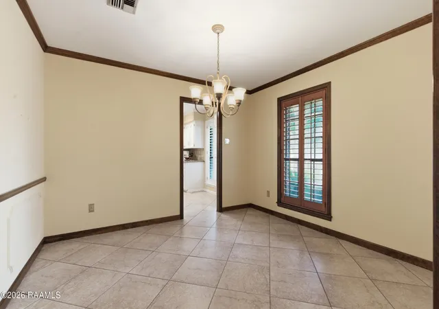3rd image of 542 Robert Lee Cir, Lafayette, LA 70506 | MLS# 2600004672
