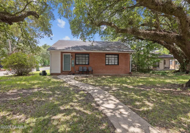 Photo 1 of Single family home for sale at 612 Hacker St, New Iberia, LA 70560 | MLS# 2600007278 | Listing updated on 2026-10-13