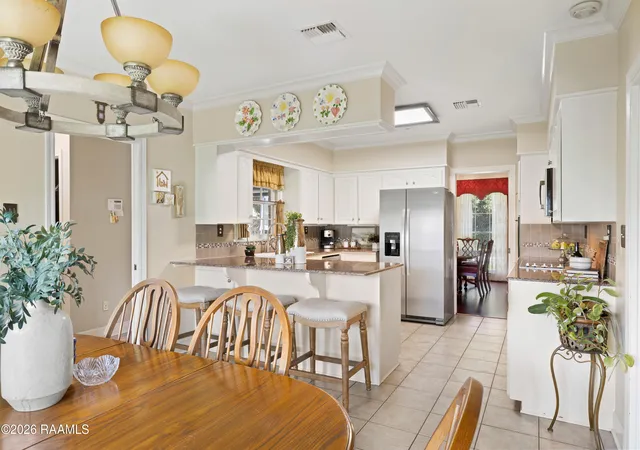 Photo 3 of Sale Pending at 303 Ducharme Ln, Lafayette, LA 70503 | MLS# 2600007506 | Listing updated on 2026-09-12