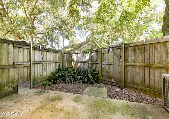 2nd image of 3500 E Simcoe St, Lafayette, LA 70501