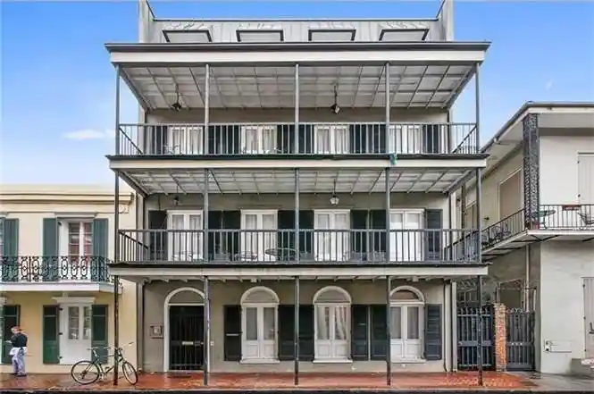 Condominium at 412 Dauphine Street #1B, New Orleans, LA 70112 | MLS# NO2053983 | | Sold on 2018-04-24