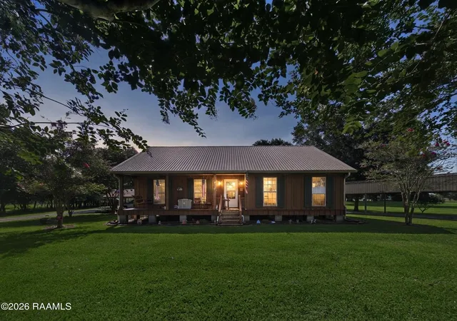 2nd image of 6103a Lee Station Rd, New Iberia, LA 70560 | MLS# 2600006582