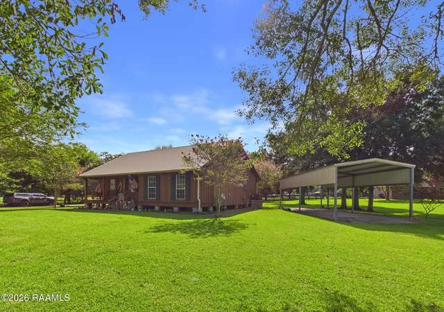 3rd image of 6103A Lee Station Rd, New Iberia, LA 70560 | MLS# 2600006582