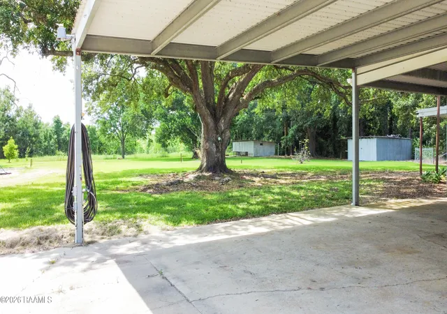 Photo 3 of Single family home for sale at 7158 Main Hwy #31, Saint Martinville, LA 70582 | MLS# 2600006533 | Listing updated on 2026-09-21