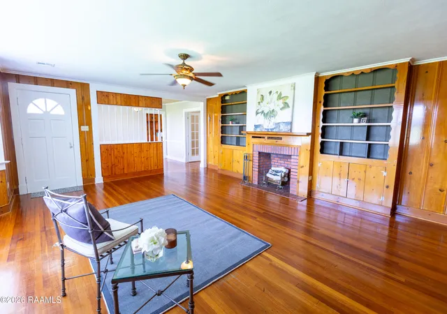 Photo 3 of Single family home for sale at 7158 Main Hwy #31, Saint Martinville, LA 70582 | MLS# 2600006533 | Listing updated on 2026-09-21