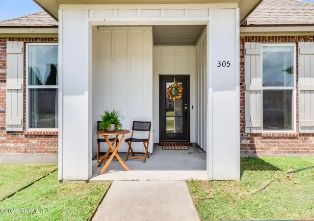 Photo 2 of Sale Pending at 305 Stoneridge Dr, Duson, LA 70529 | MLS# 2600007059 | Listing updated on 2026-08-12