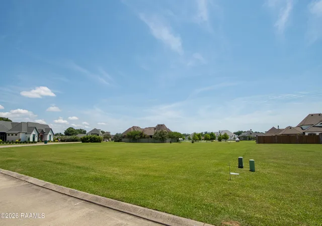 4th image of 214 Hammer Lake Rd, Broussard, LA 70518 | MLS# 2600004358