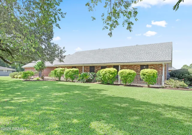 32nd image of 817 Cemetery Rd, Saint Martinville, LA 70582 | MLS# 2600007428