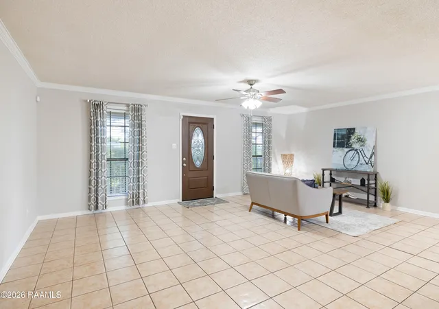 4th image of 817 Cemetery Rd, Saint Martinville, LA 70582 | MLS# 2600007428